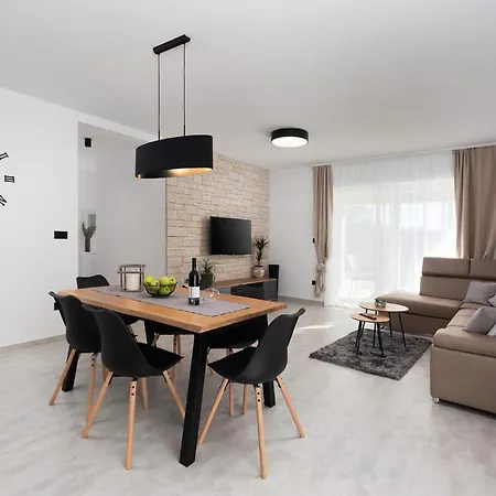 Holiday home House House Milotici